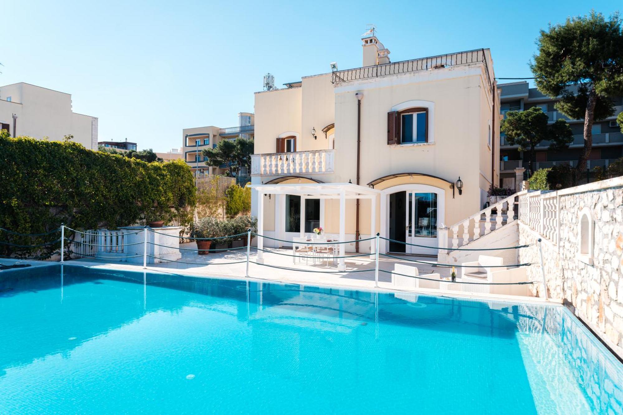 Villa Donna Franca By Sthey Монополі Екстер'єр фото