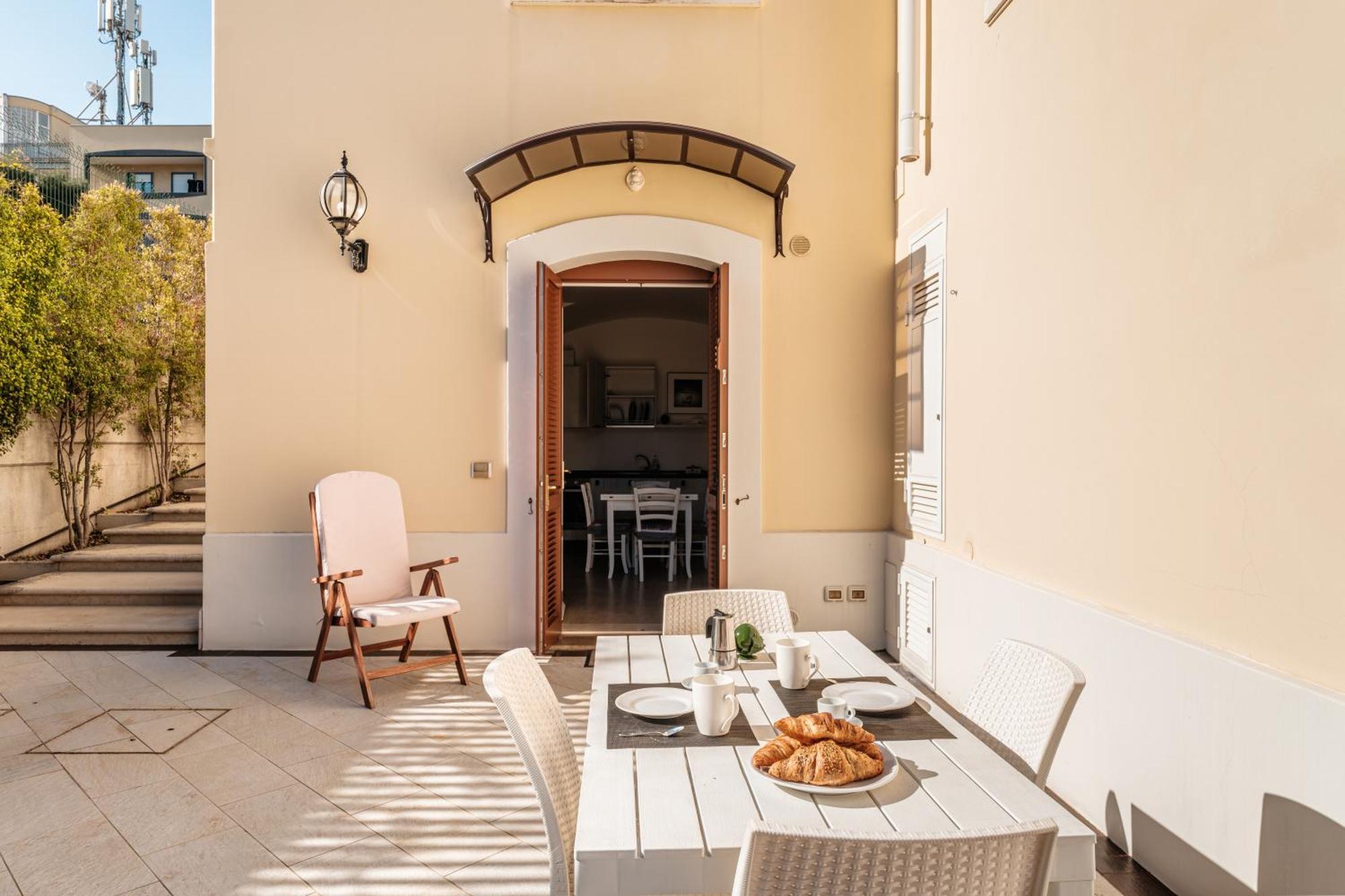 Villa Donna Franca By Sthey Монополі Екстер'єр фото